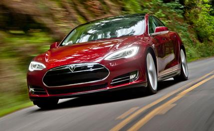 2013-tesla-model-s-reviews-car-and-driver-photo-461958-s-429x262