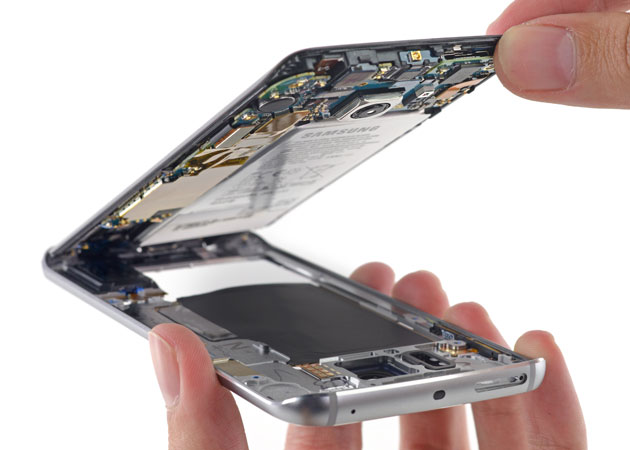 Samsung Galaxy S7 otvoren