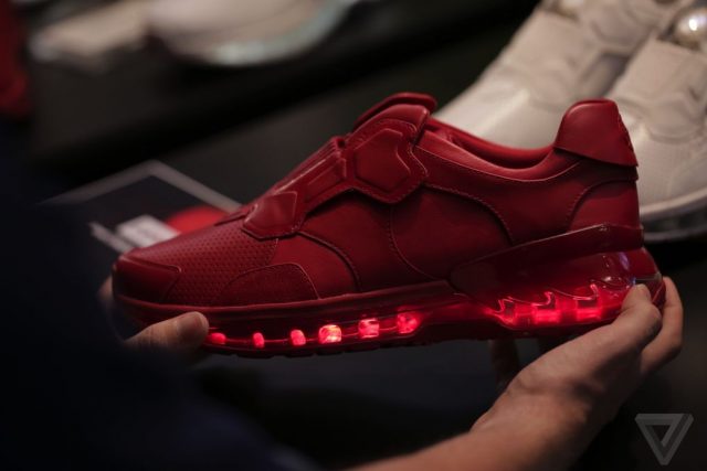 Lenov smart shoes
