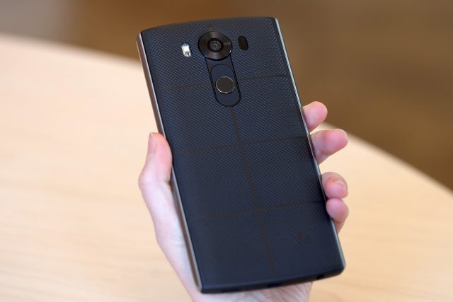 LG V10 02