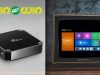Android TV Box Gembird X96 mini i stari televizor sa prikazanim pametnim opcijama kao što su - Youtube, Play store