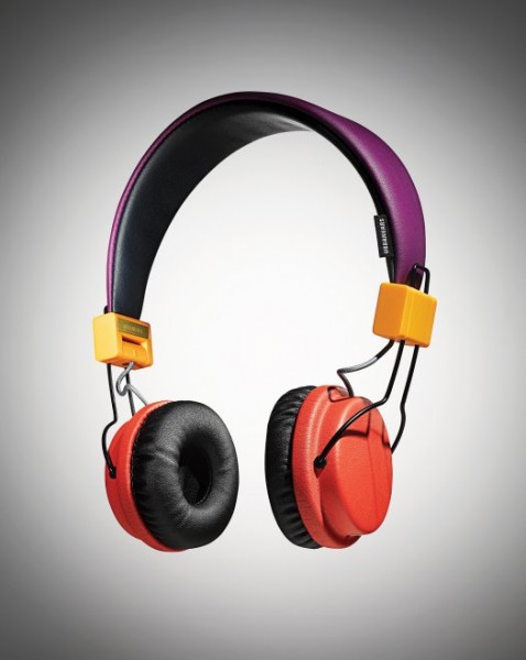 22563-1377078498-headphones-main