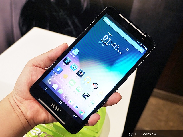 Acer Iconia Talk S 02
