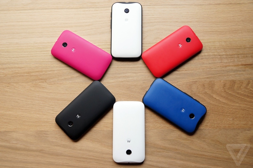 Moto E 06