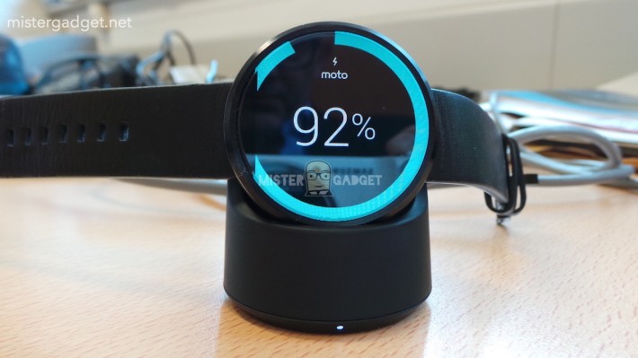 Motorola Moto 360 01