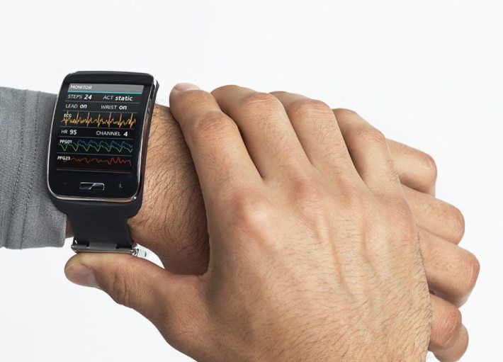 Samsung Simband 01