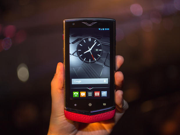 Vertu Constellation 01