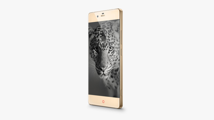 ZTE Nubia Z9 03