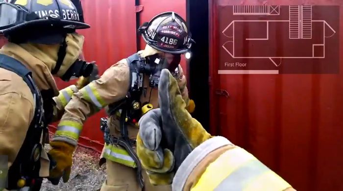 firefighter-google-glass